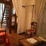 Charming Latin Quarter Duplex - Oi Collection